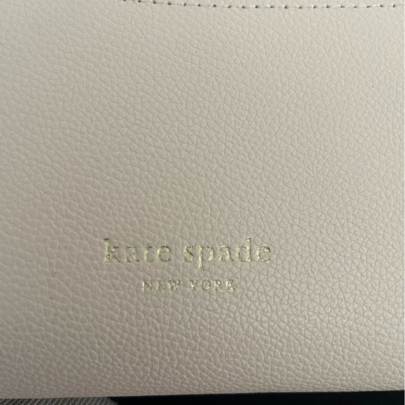 Kate Spade Voyager Crossbody Wallet - Picture 5 of 5